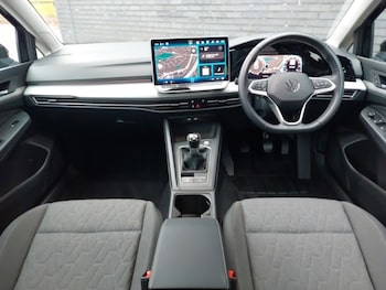 Used Volkswagen Golf 2024 for sale - 76629253: Photo