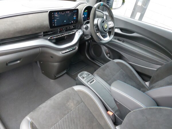 Used Abarth 500 2024 for sale - 75491780: Photo 5