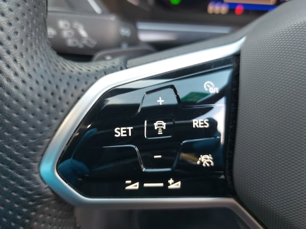 Used Volkswagen Tiguan 2022 for sale - 76221404: Photo 15