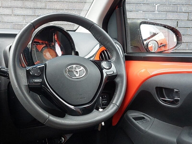 Used Toyota AYGO 2015 for sale - 77874300: Photo 10