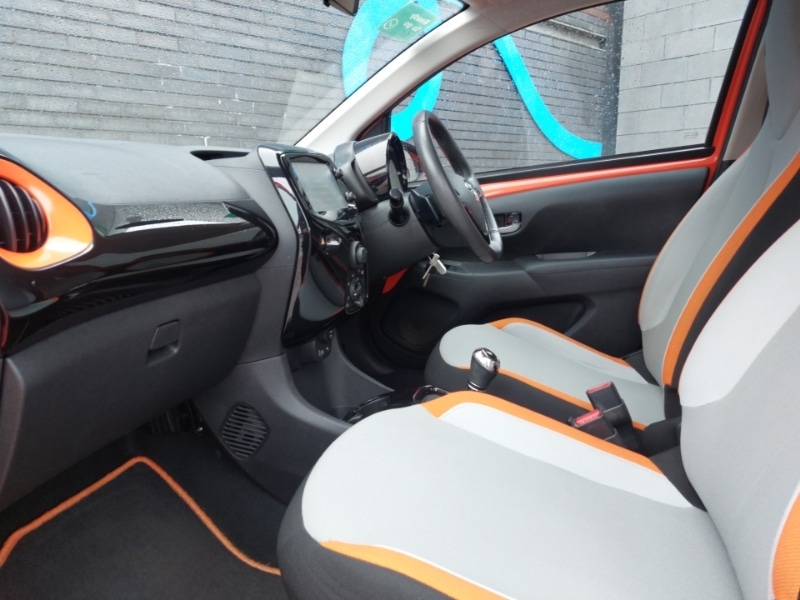 Used Toyota AYGO 2015 for sale - 77874300: Photo 5