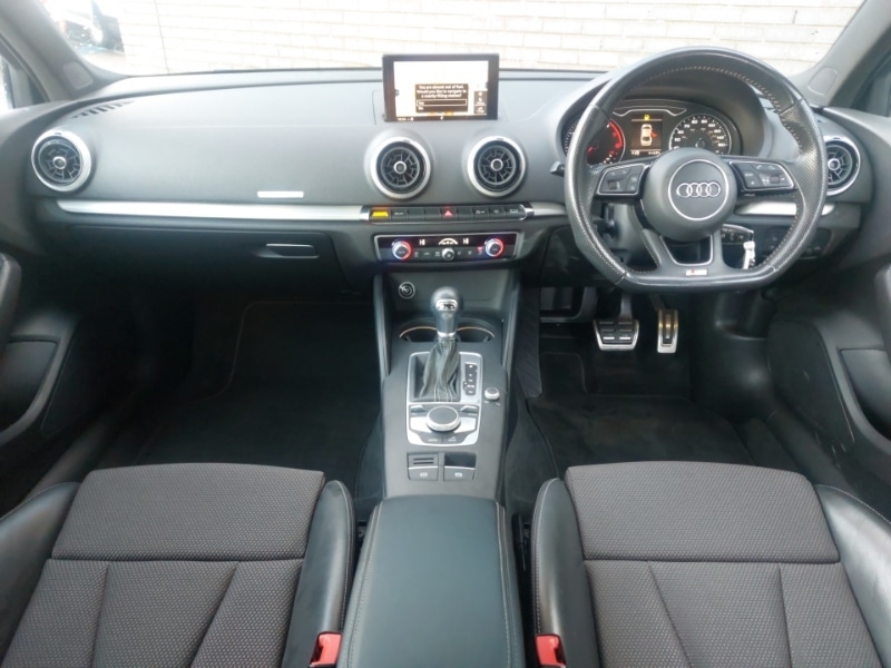 Used Audi A3 2018 for sale - 77352310: Photo 2