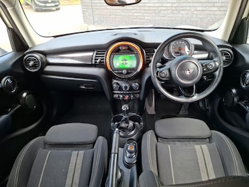 Used MINI Hatch 2018 for sale - 79447973: Photo