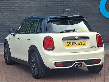 Used MINI Hatch 2018 for sale - 79447973: Photo