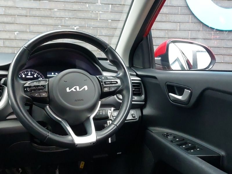 Used Kia Stonic 2022 for sale - 76816257: Photo 10