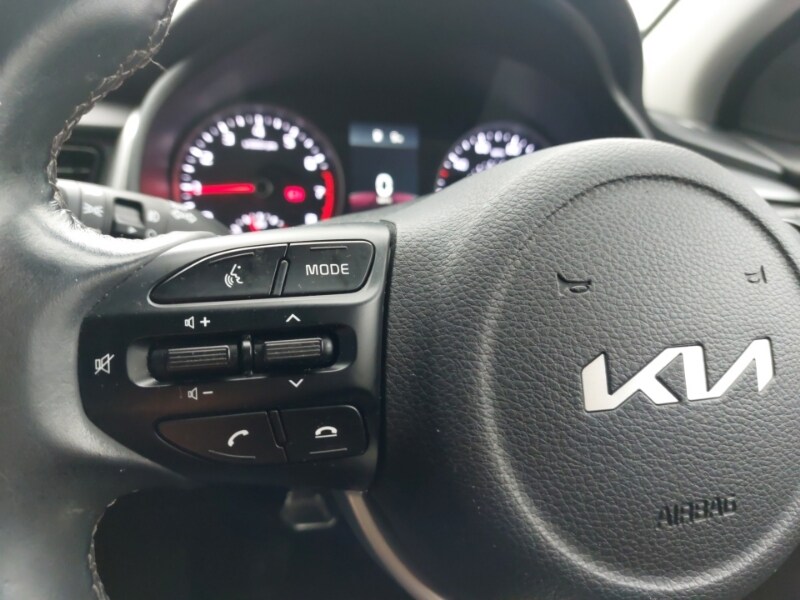 Used Kia Stonic 2022 for sale - 76816257: Photo 15