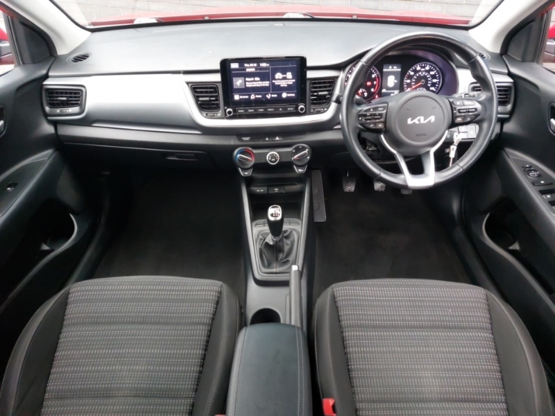 Used Kia Stonic 2022 for sale - 76816257: Photo 2