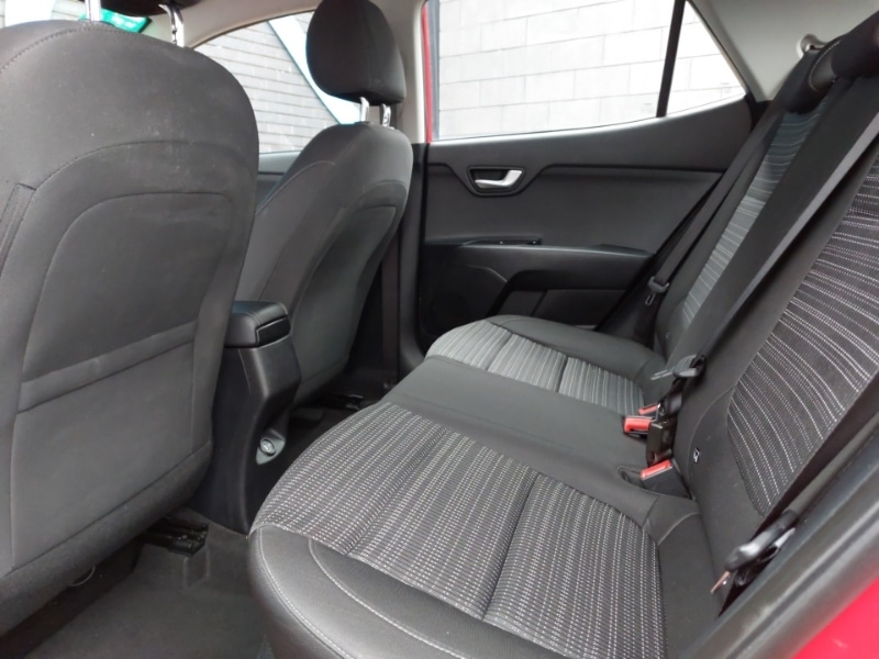 Used Kia Stonic 2022 for sale - 76816257: Photo 6