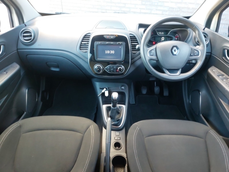 Used Renault Captur 2018 for sale - 76375370: Photo 2