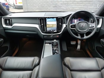 Used Volvo XC60 2022 for sale - 76880323: Photo