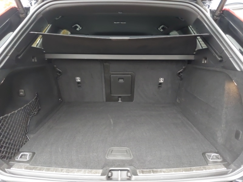 Used Volvo XC60 2022 for sale - 76880323: Photo 8