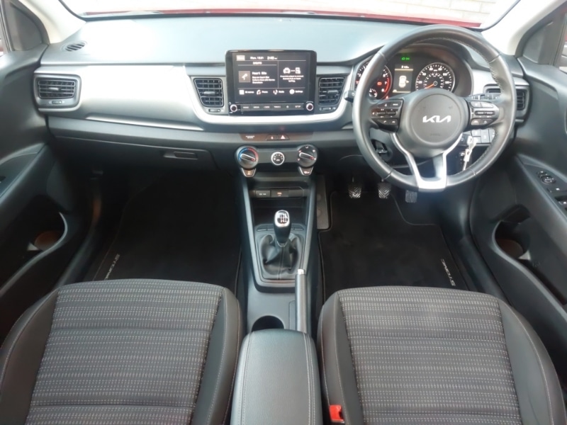 Used Kia Stonic 2022 for sale - 77252240: Photo 2