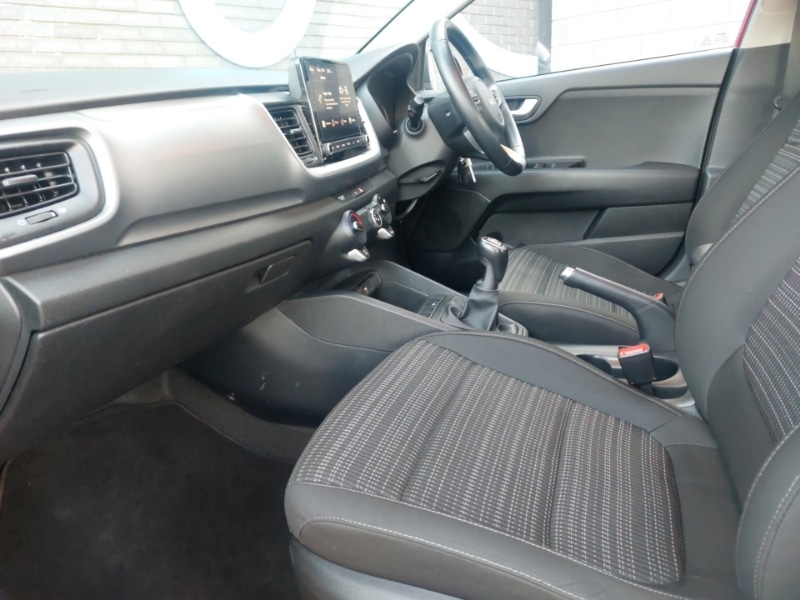 Used Kia Stonic 2022 for sale - 77252240: Photo 5