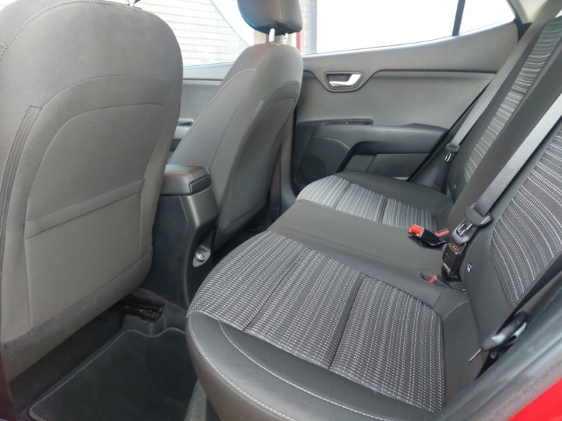 Used Kia Stonic 2022 for sale - 77252240: Photo 6