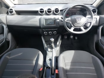 Used Dacia Duster 2019 for sale - 78269359: Photo