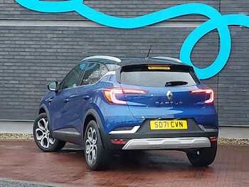 Used Renault Captur 2021 for sale - 77606232: Photo