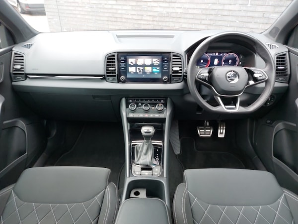 Used Skoda Karoq 2024 for sale - 76272021: Photo 2