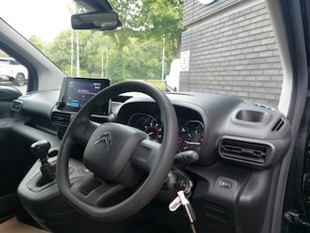 Used Citroen Berlingo 2023 for sale - 79610637: Photo