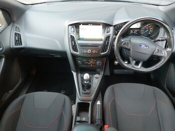 Used Ford Focus 2018 for sale - 78113900: Photo