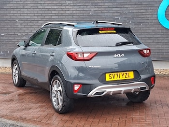 Used Kia Stonic 2021 for sale - 79343438: Photo
