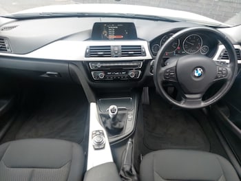 Used BMW 3 Series 2017 for sale - 76145727: Photo 2