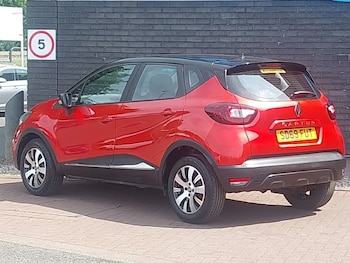 Used Renault Captur 2019 for sale - 79175985: Photo