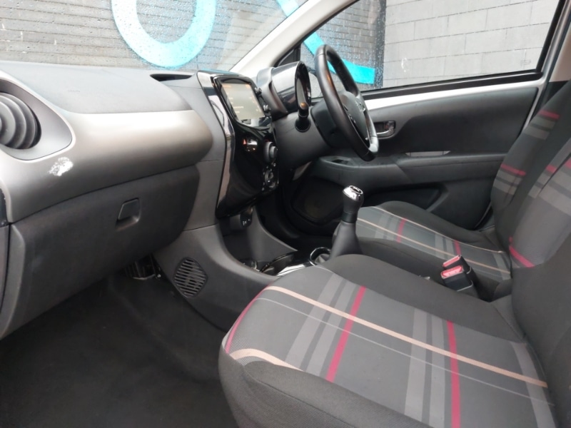 Used Peugeot 108 2015 for sale - 77522495: Photo 5