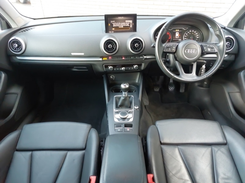 Used Audi A3 2019 for sale - 77126537: Photo 2