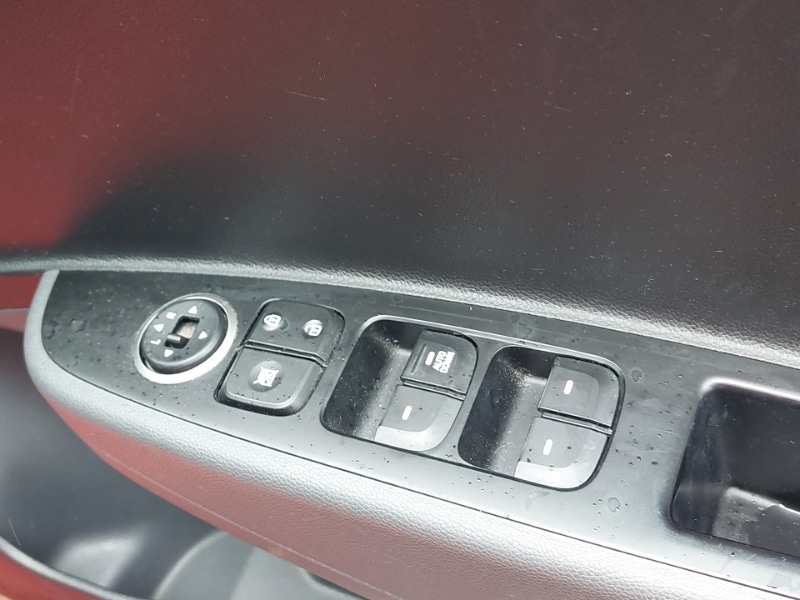 Used Hyundai i10 2019 for sale - 77678031: Photo 12