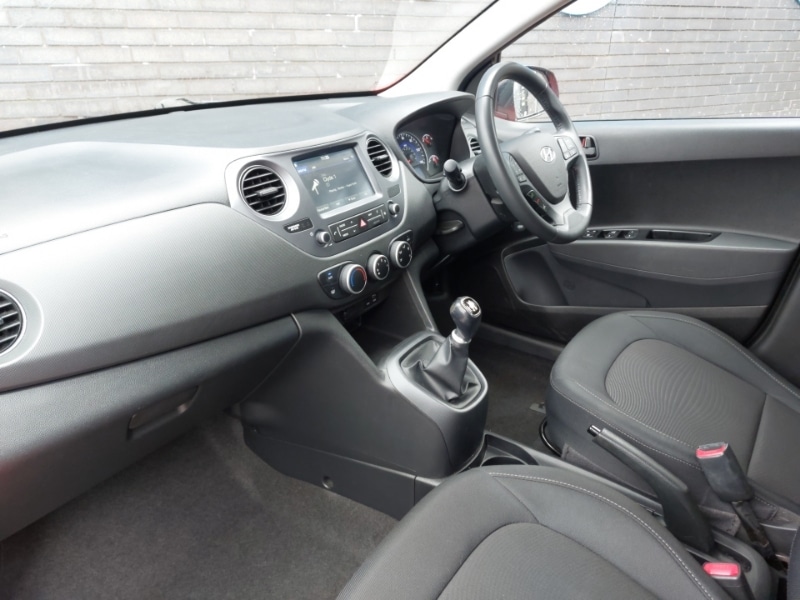 Used Hyundai i10 2019 for sale - 77678031: Photo 5