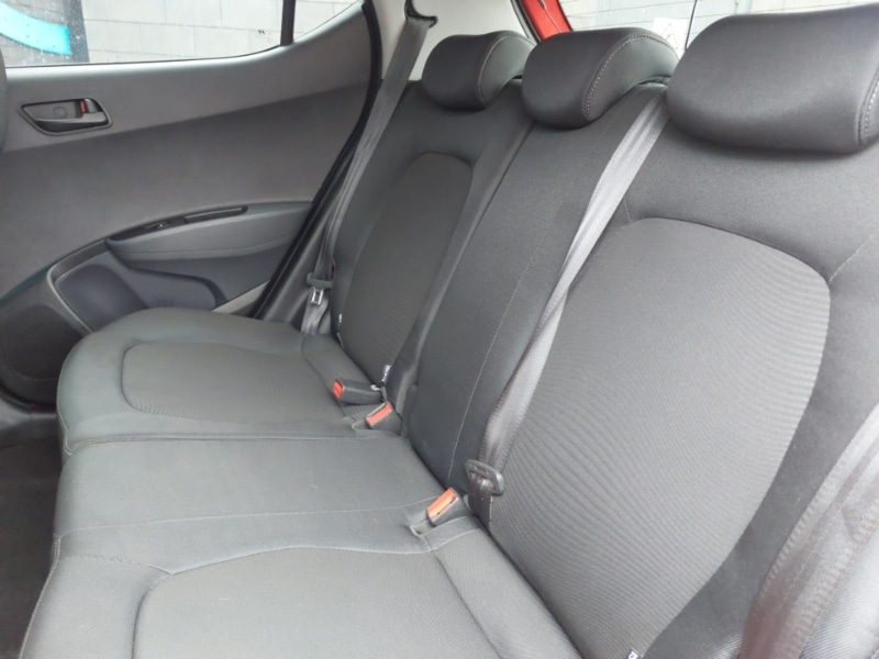 Used Hyundai i10 2019 for sale - 77678031: Photo 6