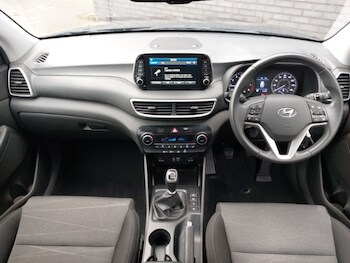 Used Hyundai TUCSON 2019 for sale - 76172031: Photo 2