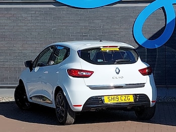 Used Renault Clio 2019 for sale - 78369193: Photo