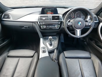 Used BMW 3 Series 2018 for sale - 75699200: Photo