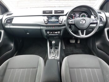 Used Skoda Fabia 2019 for sale - 77907387: Photo