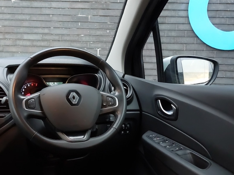 Used Renault Captur 2018 for sale - 76498301: Photo 10