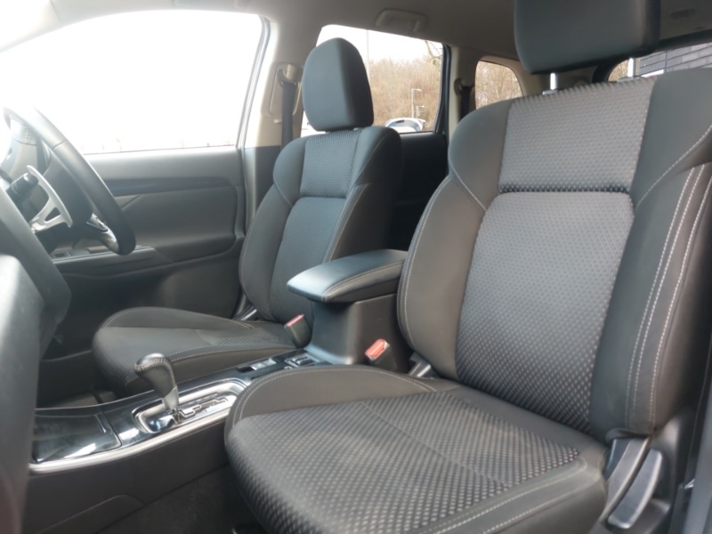 Used Mitsubishi Outlander 2018 for sale - 76925283: Photo 12