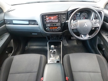 Used Mitsubishi Outlander 2018 for sale - 76925283: Photo