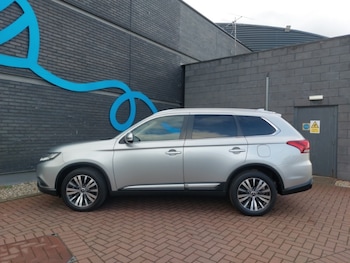 Used Mitsubishi Outlander 2018 for sale - 76925283: Photo