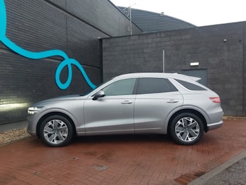 Used Genesis GV70 2023 for sale - 76880343: Photo