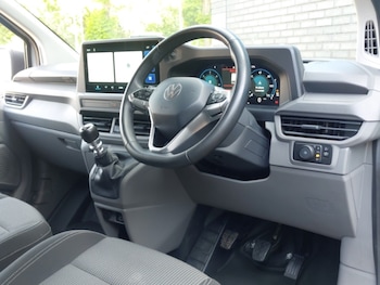 Used Volkswagen Transporter 2025 for sale - 78778218: Photo