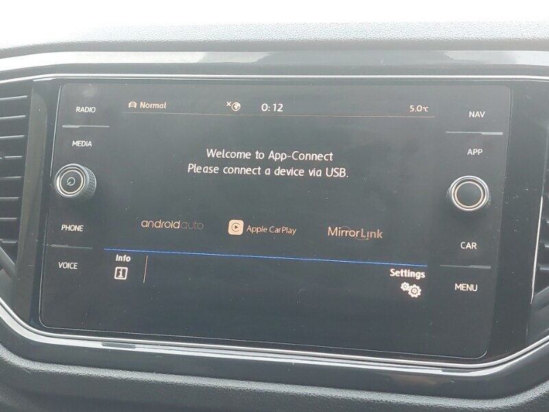 Used Volkswagen T-Roc 2019 for sale - 77832558: Photo 18