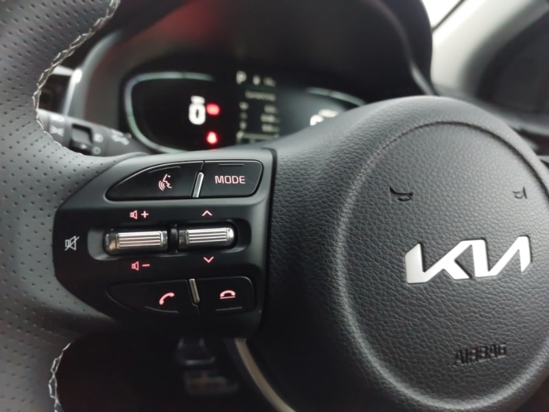 Used Kia Stonic 2024 for sale - 76511595: Photo 15