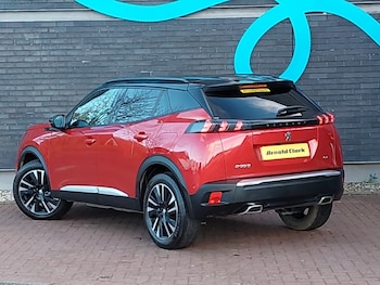 Used Peugeot 2008 2021 for sale - 76664020: Photo