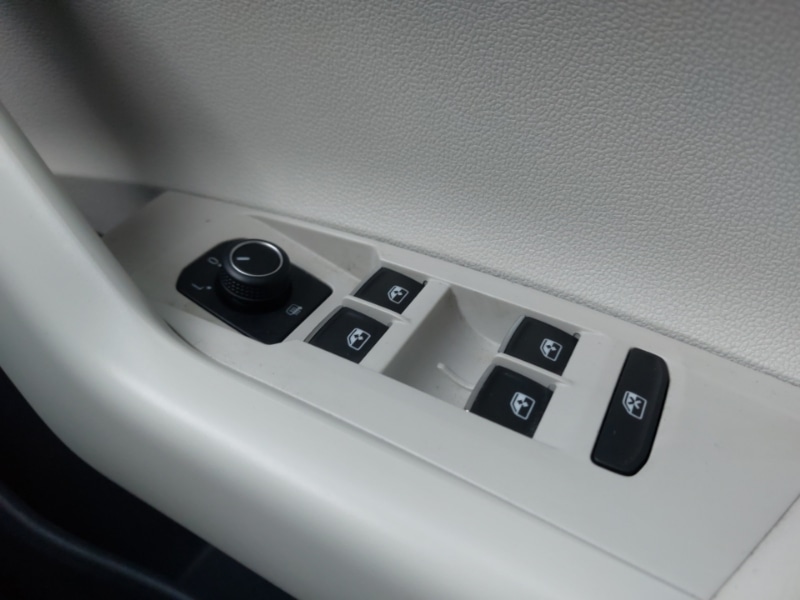 Used Volkswagen Polo 2018 for sale - 77278370: Photo 19