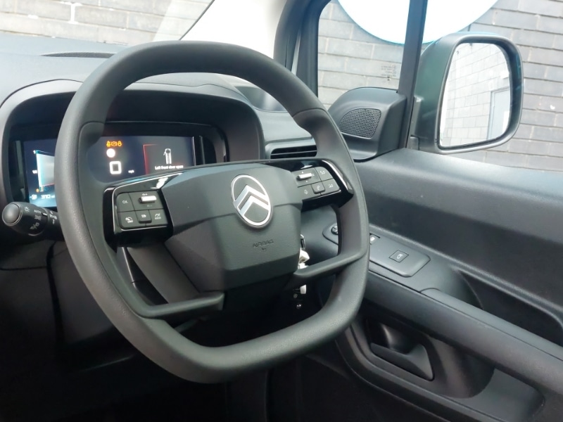 Used Citroen Berlingo 2024 for sale - 76736870: Photo 11