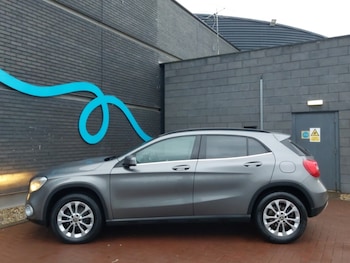 Used Mercedes-Benz GLA 2017 for sale - 78326632: Photo