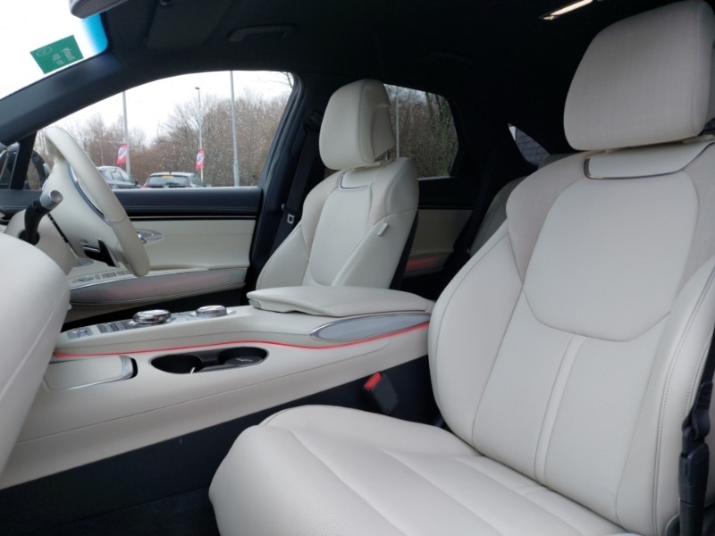 Used Genesis GV70 2023 for sale - 77530817: Photo 12