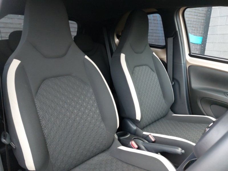 Used Toyota Aygo X 2022 for sale - 76951598: Photo 18