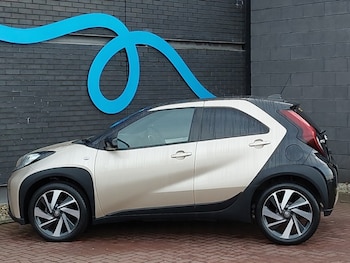 Used Toyota Aygo X 2022 for sale - 76951598: Photo